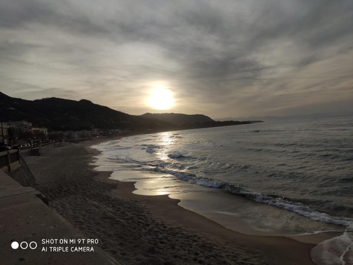 Sole Hotel Cefalù Kültér fotó